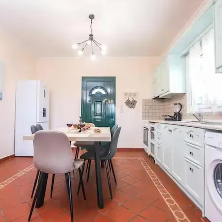Holiday home Maison View *