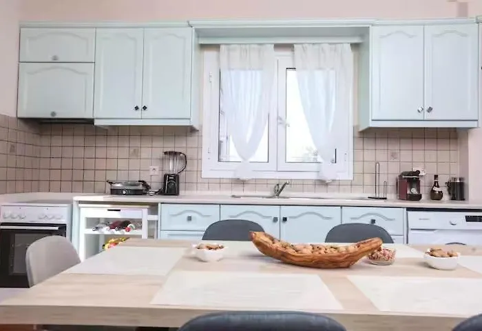 Maison View